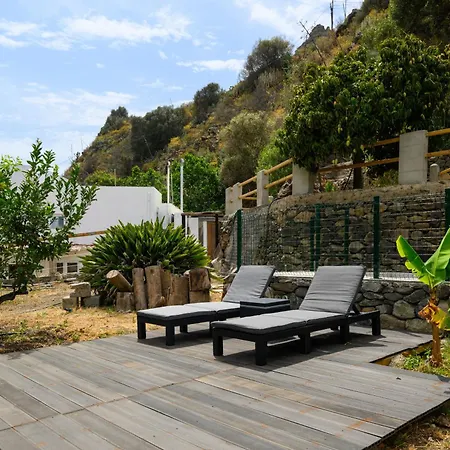 Peaceful Foreman House By Bandama & Nature *