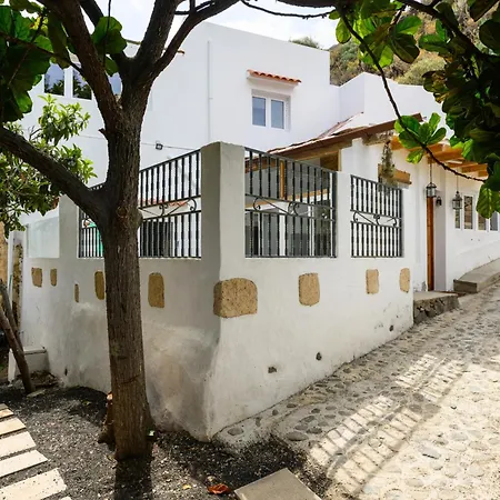 Dom wakacyjny Peaceful Foreman House By Bandama & Nature *