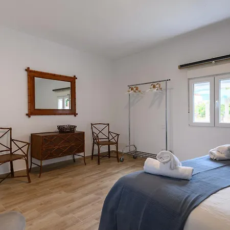 Peaceful Foreman House By Bandama & Nature *