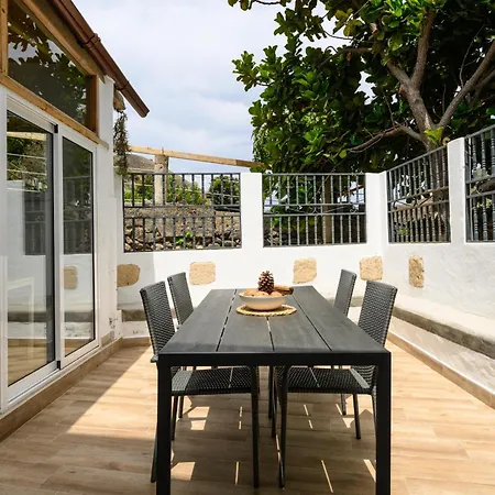 Dom wakacyjny Peaceful Foreman House By Bandama & Nature